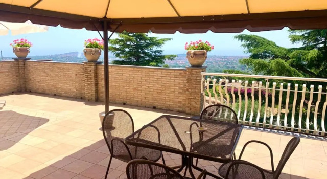 Апартаменты c 1 комнатой с видом на море Etna Royal View Bilocale Vista Giardino