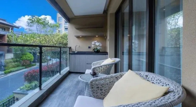 Люкс Deluxe Shirley villa garden holiday villa
