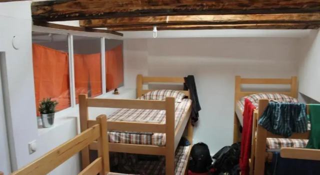 Кровать в общем номере Bicycle Belgrade Hostel