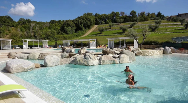Lavish Holiday Home in Arcidosso With 2 Pools, Забронировать Отель Арчидоссо Валь д’Орча
