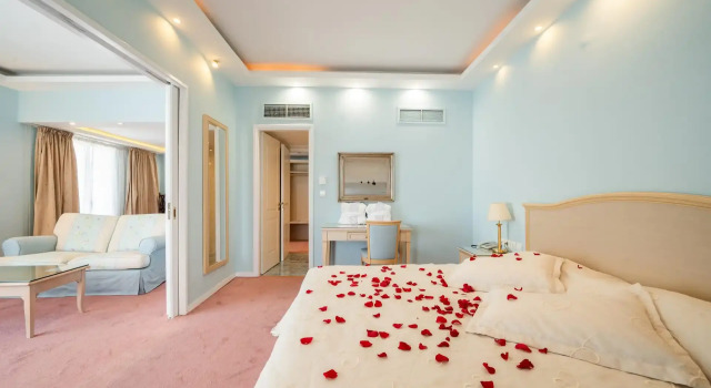Люкс с видом на море Paliria Hotel