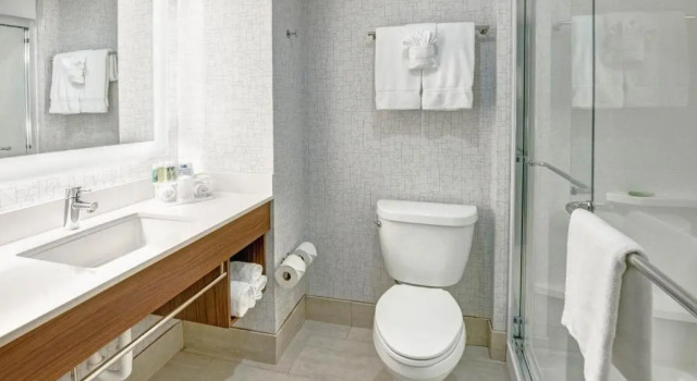 Люкс Holiday Inn Express Woodbridge by IHG