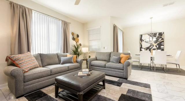 Luxury house in Storey Lake