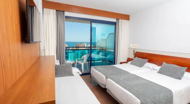Двухместный номер Standard с балконом и с видом на море Hotel Cibeles Playa