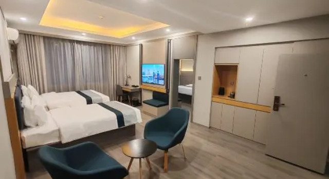 Люкс Homeinn Selected Hotel (Jiuzhaigou Scenic spot tourist center branch)