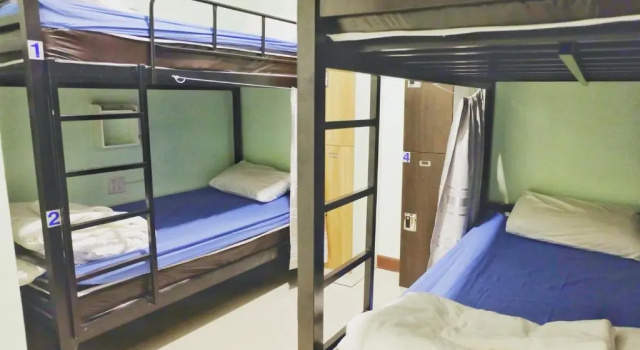 Кровать в общем номере (женский номер) Mahannop Hostel