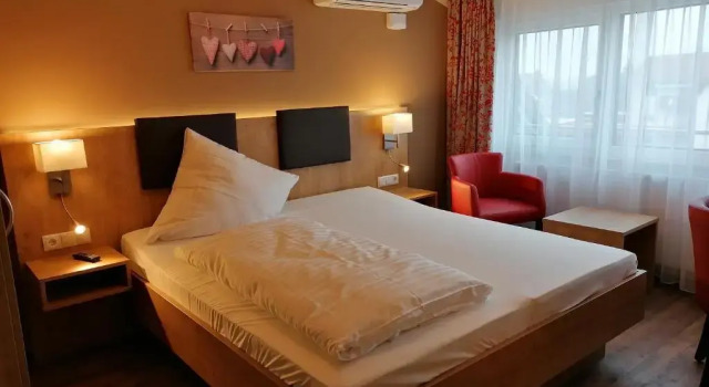 Landgasthof Niebler, Varaa Hotelli Hotellit Baijeri pysäköinnillä, Pysäköinti