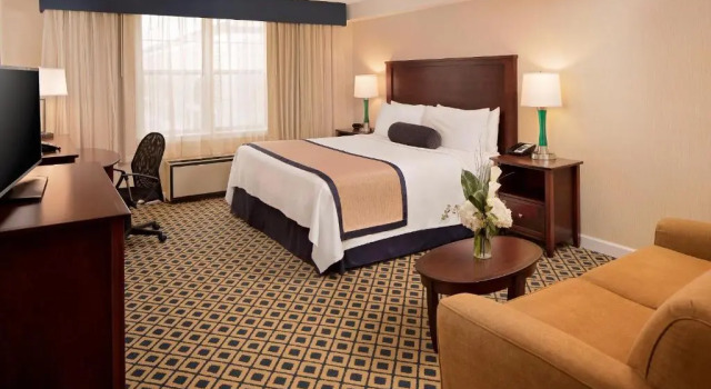 Двухместный номер Standard Westford Regency Inn & Conference Center