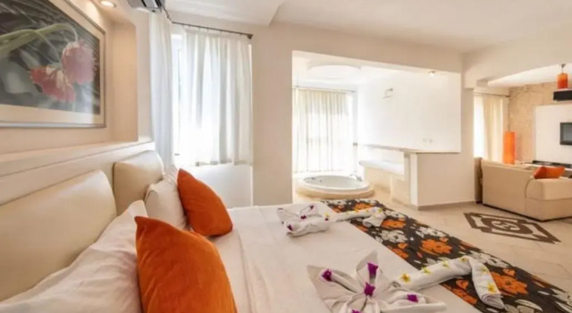 Sertil Deluxe Tropical Suites, Rezervovat Hotel Hotely v Fethiye Area s parkováním, Parkování
