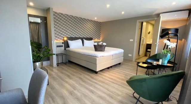 Klein Zwitserland - Hampshire Classic, Book Ferieresort Hoteller i Heuvelland med parkering, Parkering