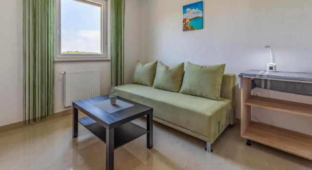 Nice Apartment in Pomer With 2 Bedrooms