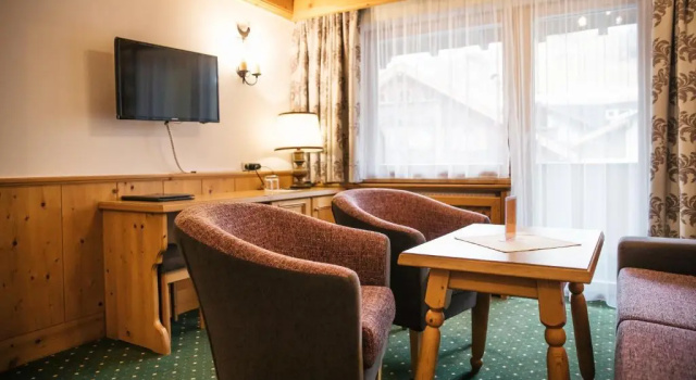 Двухместный номер Deluxe с балконом Hotel Grieshof