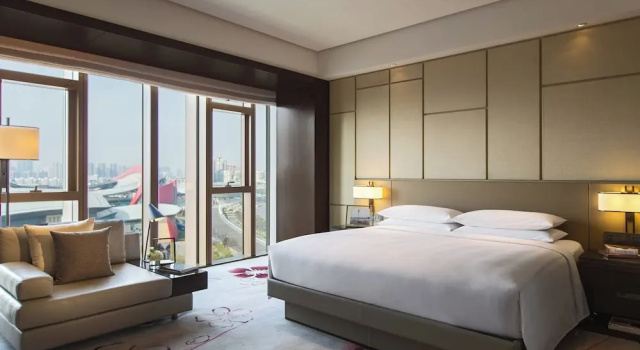 Двухместный номер Standard Renaissance Nanjing Olympic Centre Hotel