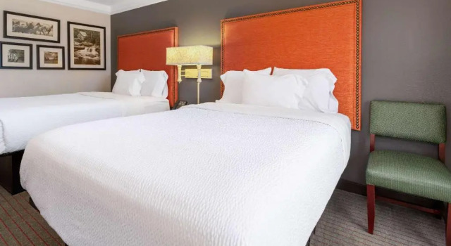 Четырёхместный номер Deluxe La Quinta by Wyndham Kingsport Tri Cities Airport