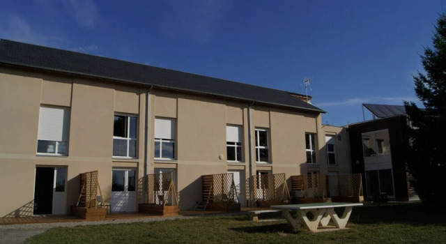 La Maison des Cent Vallées, Book Hotel Naucelles Aveyron