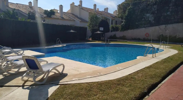 Duquesa Port, Beautiful 3 bedrooms apartment, ideal for families and golfers, MD