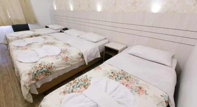 Четырёхместный номер Standard Hotel 13 Linden