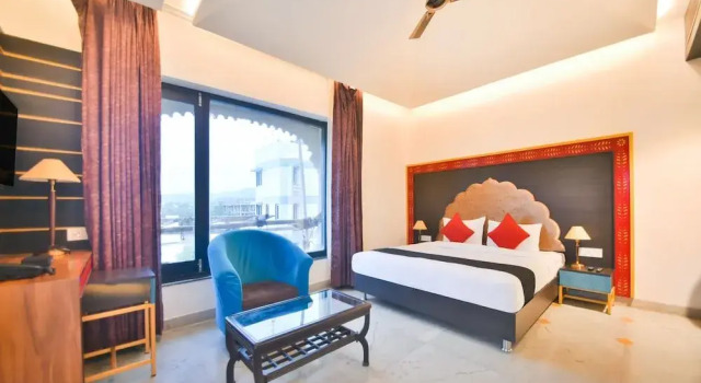 Capital O 38052 Hotel Bhopal Palace, Rezervovat Hotel Udajpur Rajasthan