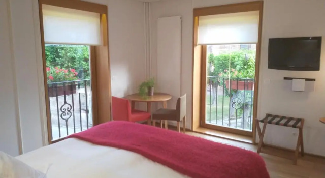 Полулюкс Hotel Echaurren Relais & Châteaux
