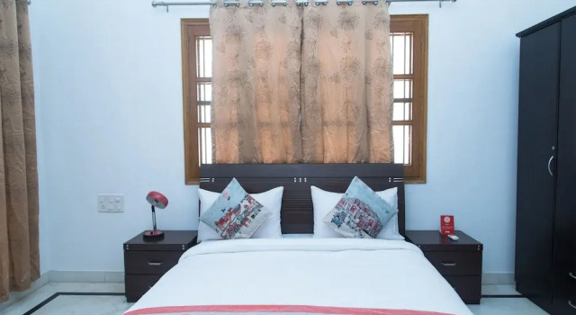 OYO 11064 Home Elegant 3BHK Villa Near Hiran Magri, Rezervovat Vila Hotely v Rajasthan s parkováním, Parkování