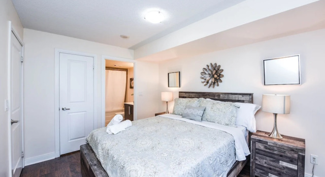 PlanURstay, Varaa Huoneisto Mississauga 