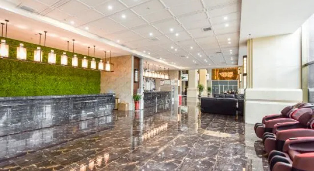 Hongqiao International Hotel (Yichang Yanjiang Avenue Natural Tower), Varaa Hotelli Yichang Hubei