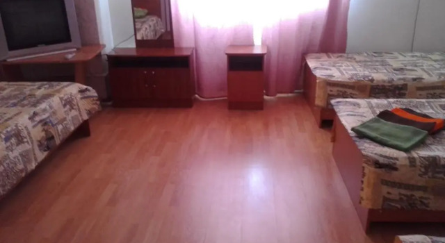 Guest House, Забронировать Гостевой дом Отели Побережья Анапы с парковкой, Парковка