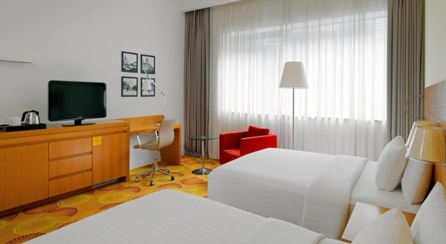 Четырёхместный номер Deluxe Courtyard by Marriott Budapest City Center