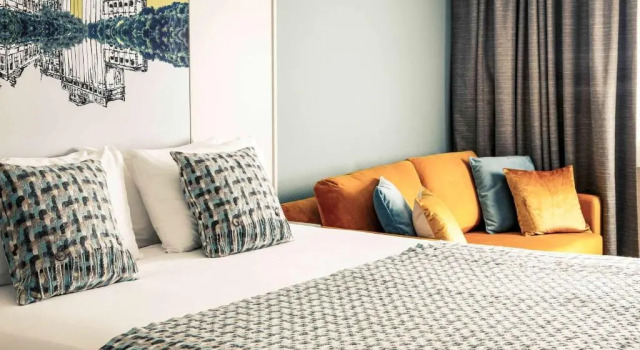 Семейный номер Standard Mercure Swansea Hotel