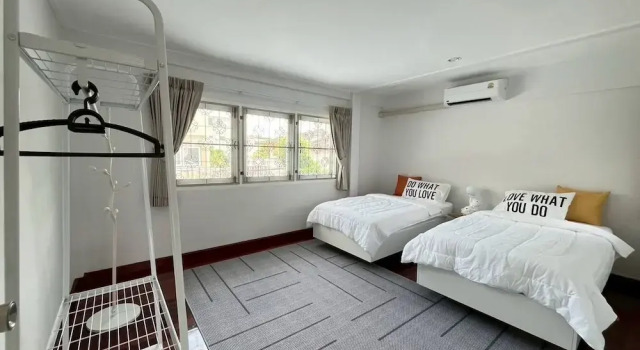 5 Beds 452sqm With Private Garden Pet-friendly Cctv Quiet and Homey