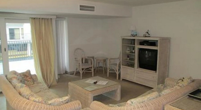 Henlopen Unit 207 by Long & Foster, Забронировать Отель Отели Рехобот-Бич 3 звезды, рядом с Rehoboth Railroad Station, 3*