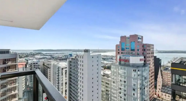 Апартаменты Just opposite to Skytower 2 Bedroom 2 Bathroom apartment in CBD