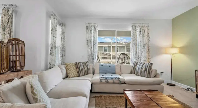 Great Price Luxury 6-bed Pool 15 ppl Great Resort