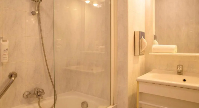 Двухместный номер Standard The Originals Boutique, Hôtel du Pont Roupt, Mende