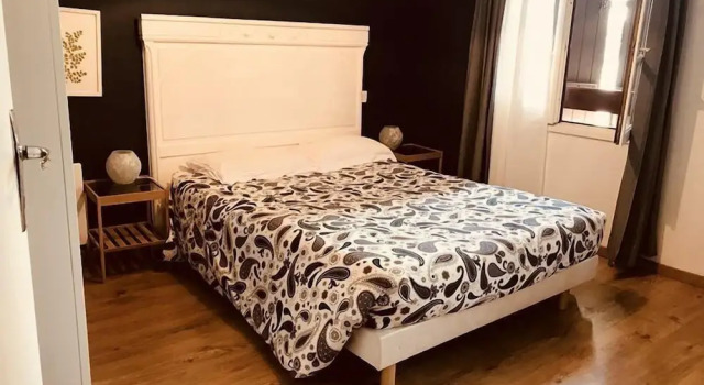 Hôtel Les Escalandes, Rezerwuj Hotel Lesperon Landes