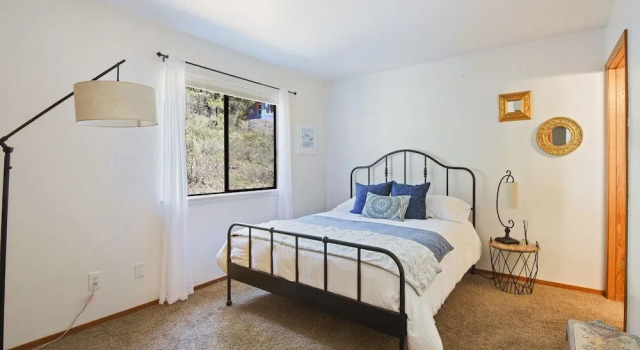 Palisades Point Prime Location!