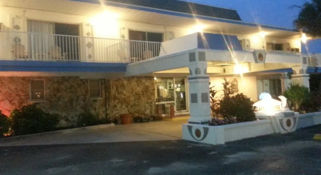 Island House Hotel, Book Hotel Hoteller i Clearwater-St Pete Beaches med pool, Swimmingpool