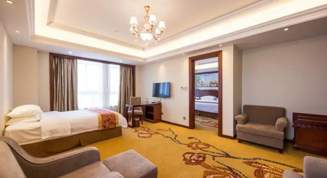 Семейный люкс Vienna International Hotel Shanghai Hongqiao Exibition Central Xinqiao