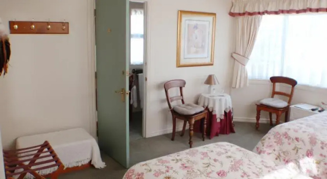 Sandyrose B&B, Rezerwuj Bed and Breakfast Whangamata 