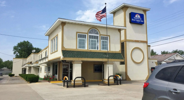 Americas Best Value Inn Macomb, Rezerwuj Hotel Macomb Illinois