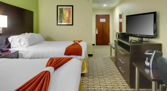 Run of House Holiday Inn Express & Suites Cross Lanes by IHG
