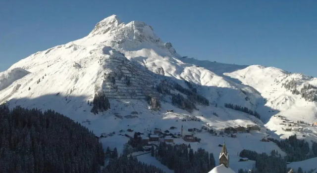 Residenz Tirol, Rezerwuj Apartament Hotele w Lechtal z parkingiem, Parking