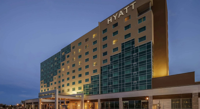 Hyatt Regency Aurora-Denver Conference Center, Забронировать Отель Отели Орора 4 звезды, рядом с University of Colorado Health Science Center, 4*