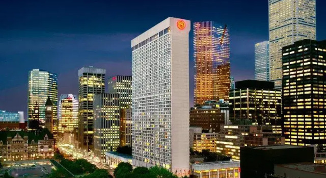 Клубный номер Standard Sheraton Centre Toronto Hotel