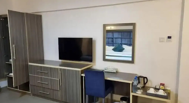 Riviera Luxury Boutique Hotel, Забронировать Бутик-отель Отели Лагоса с завтраком, рядом с Mega Plaza Century 21 Mall, Завтраки