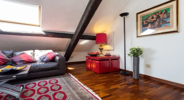 Penthouse Via Caradosso, Забронировать Отель Милан Ломбардия, рядом с Colonne di San Lorenzo