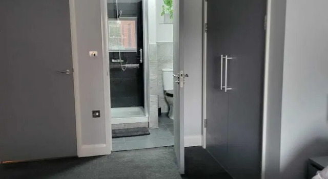 Апартаменты Stunning 3-bed Apartment in Heart of Cardiff Bay