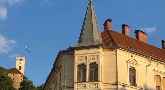Filip Palace Luxurious Apartment, Забронировать Апартаменты/квартира Отели Любляна с парковкой, рядом с Культурный центр Метелкова, Парковка