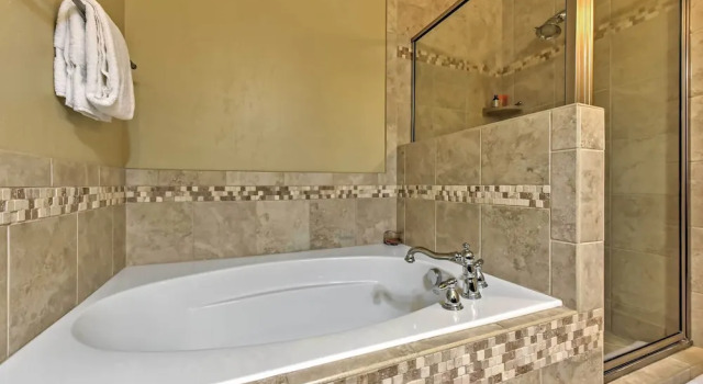 Апартаменты Airy Bear Hollow Condo: 5 Mi to Park City Mountain