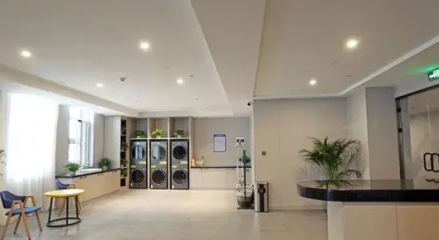 Heyi Hotel (Xinxi Market Seafood Street Branch), Rezerwuj Hotel Hotele 3-gwiazdkowe w Jilin, 3*